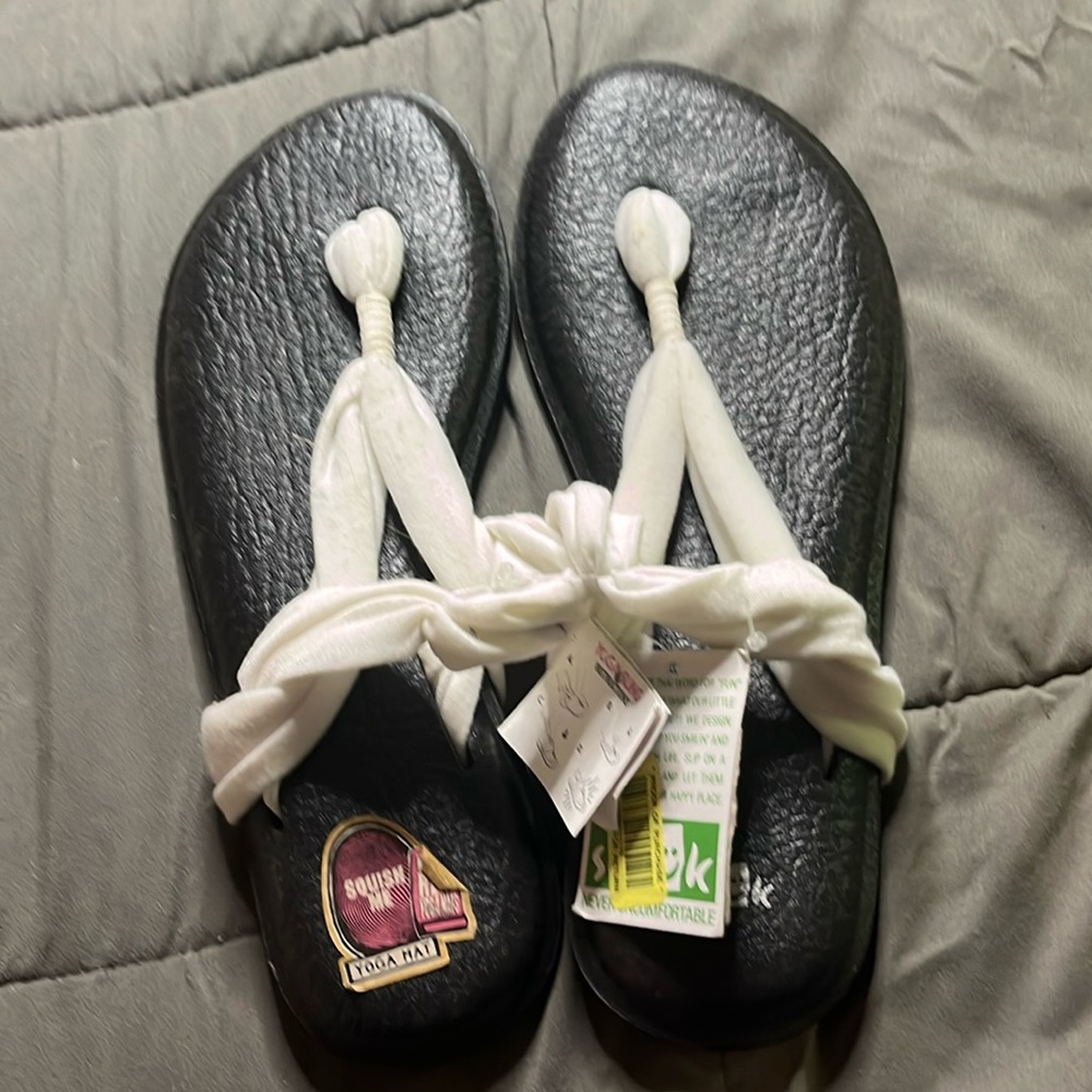 Sanuk Sandles